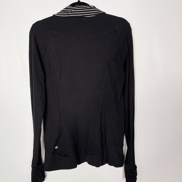 Lululemon Womens 8 Black Parallel Stripe White Think Fast Pullover Rulu 1/4 Zip - Picture 2 of 9